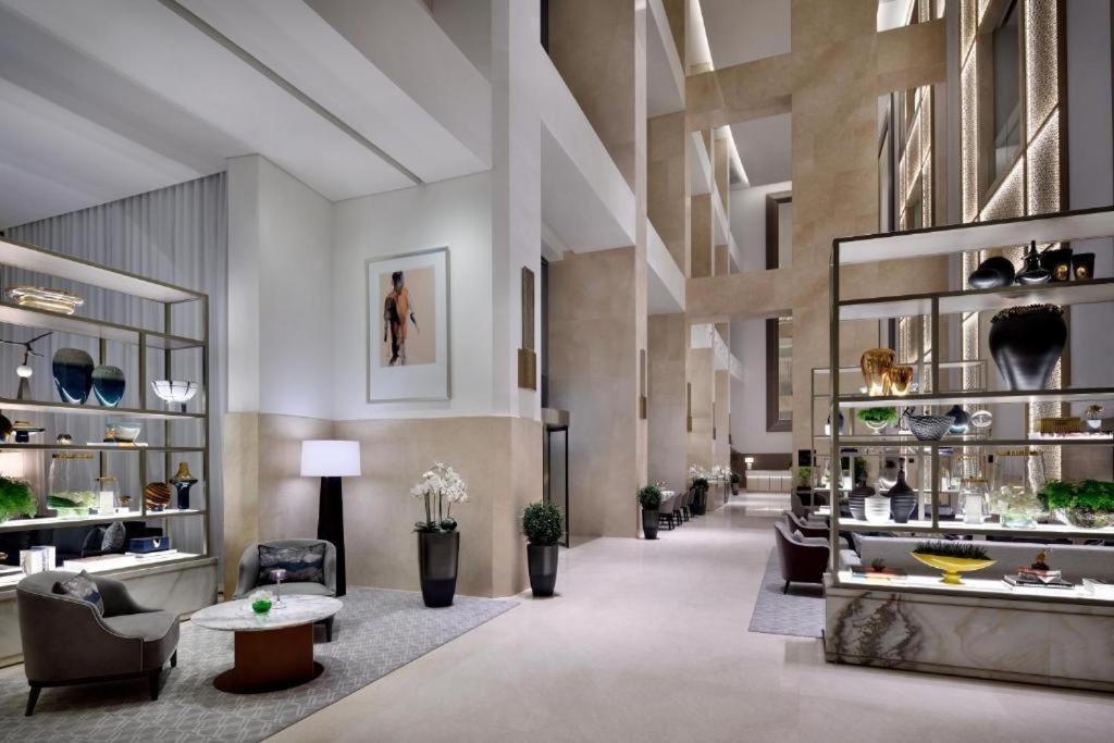 Westminster Dubai Mall Luaran gambar The lobby