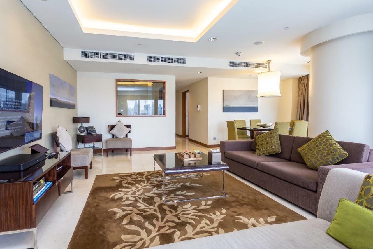 Westminster Dubai Mall Luaran gambar A living room in a typical apartment