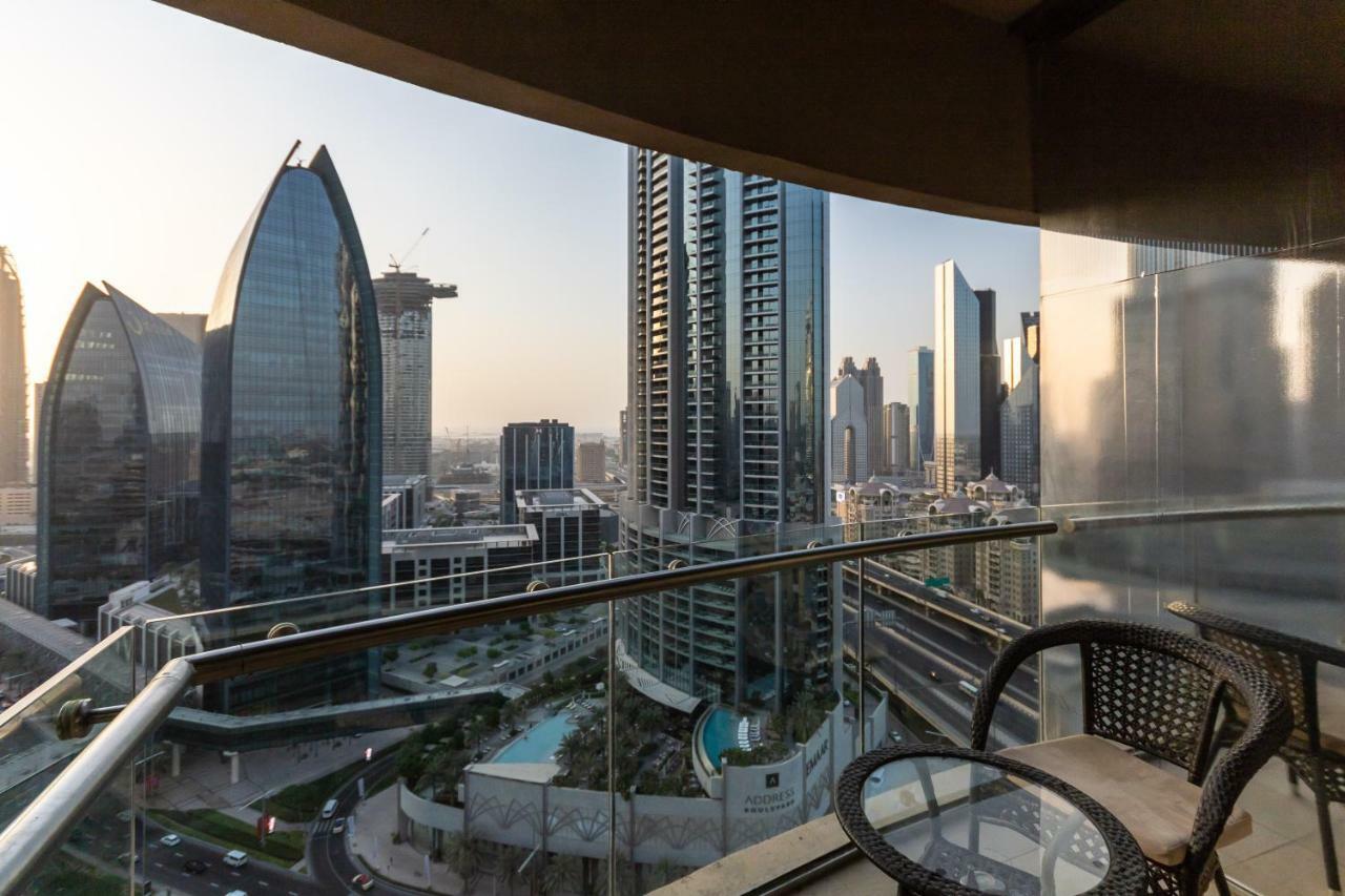 Westminster Dubai Mall Luaran gambar View from a balcony