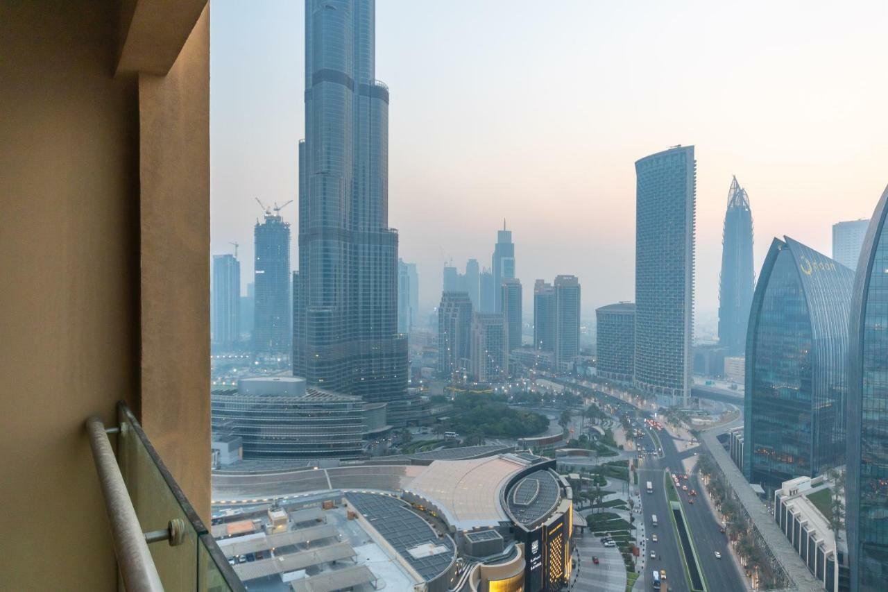Westminster Dubai Mall Luaran gambar View of the Dubai skyline from the hotel